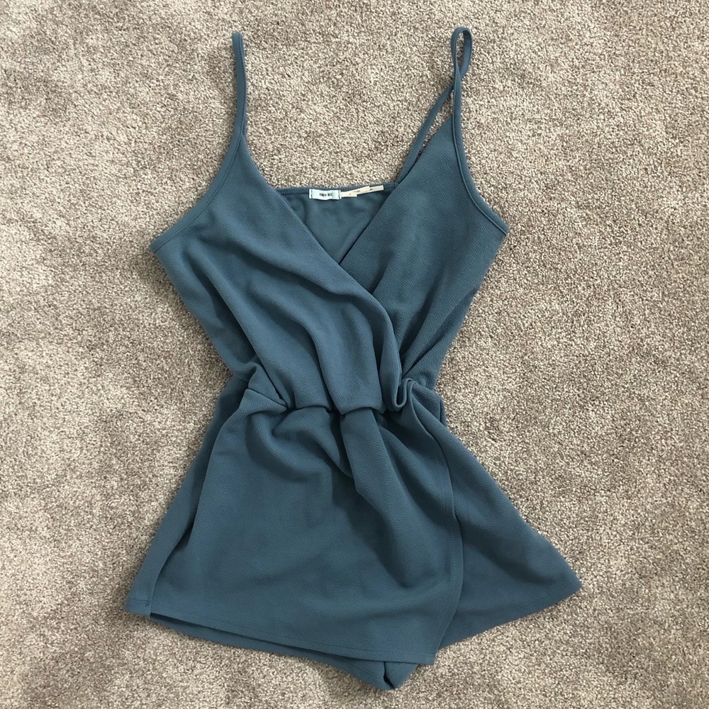 Kimchi Blue romper Size Small - blue.